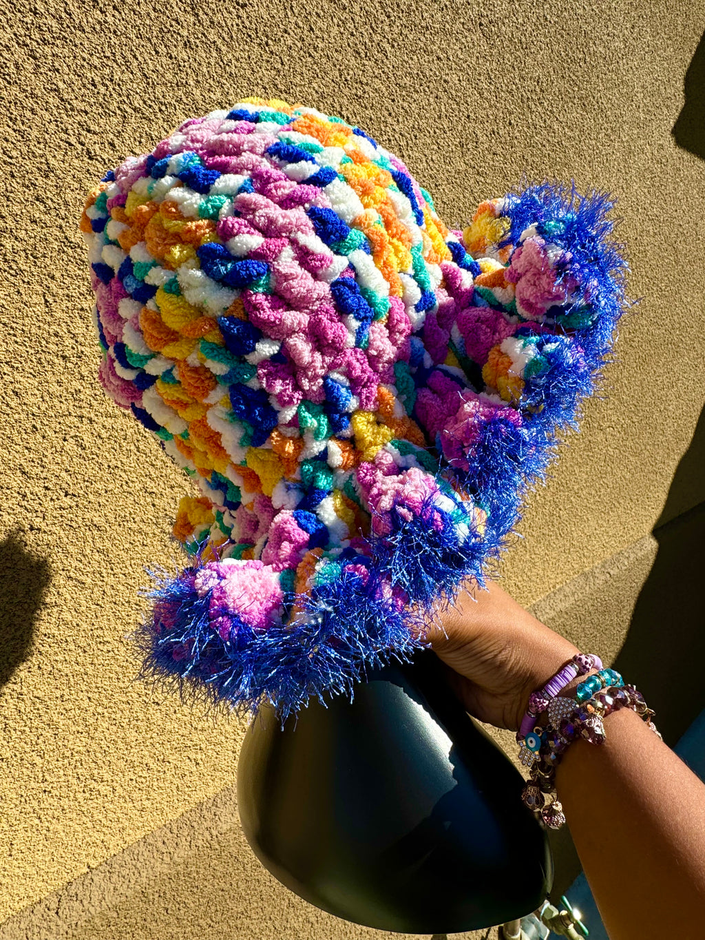 Retro Fuzzy Ruffle Bucket Hat