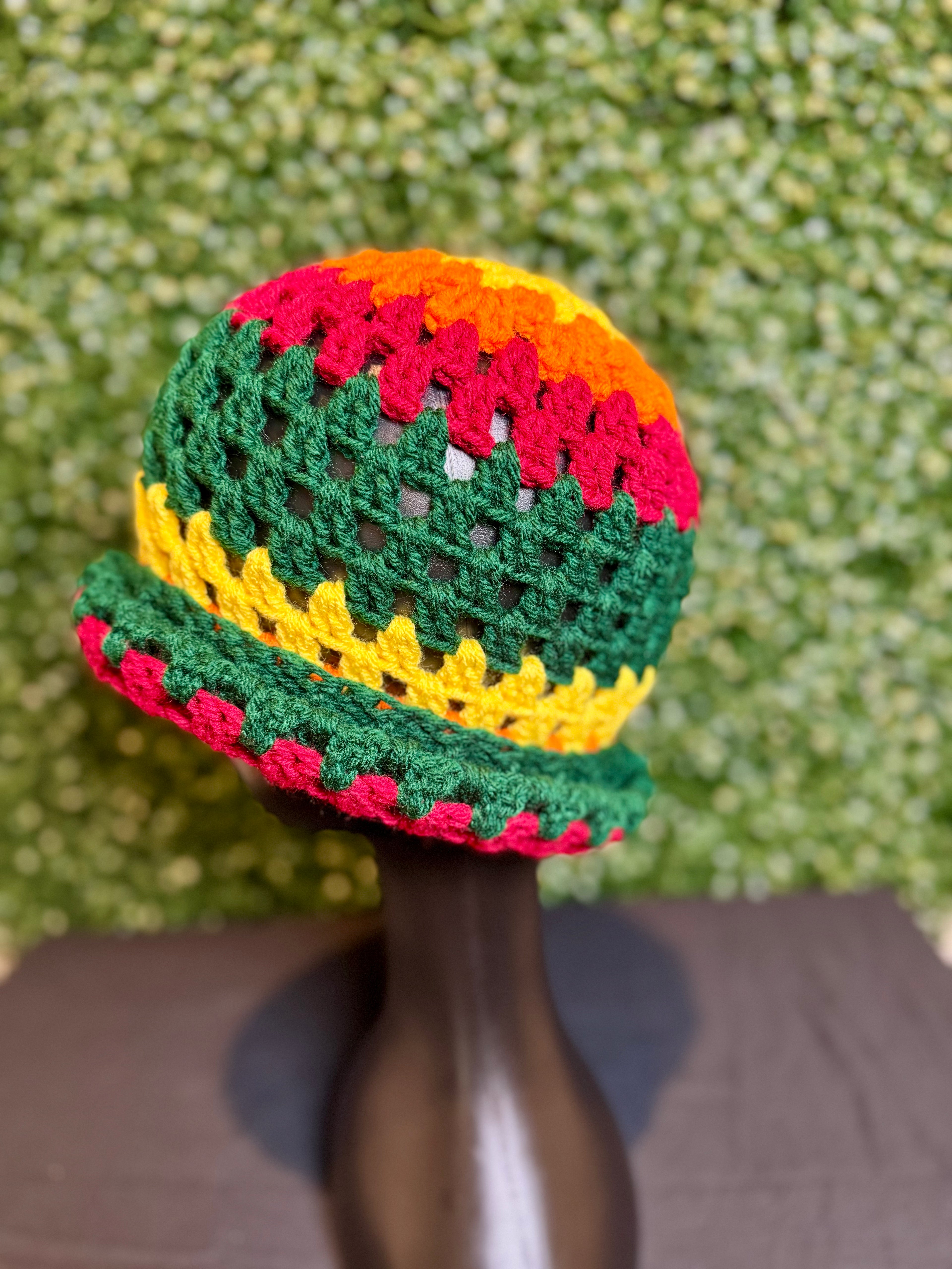 "Falling leaves" slouch beanie